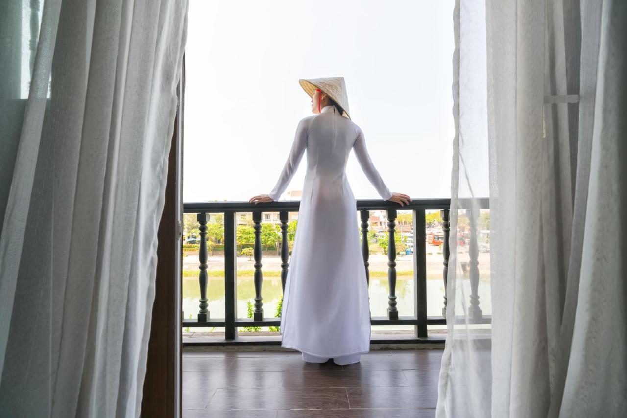 Отель Little . A Boutique & 4*